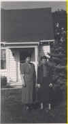 1951November23_CoraRunion_daughterHelenMcQuade.jpg (104851 bytes)