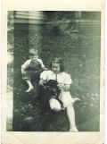 Pat_and_James_North_young.jpg (320447 bytes)